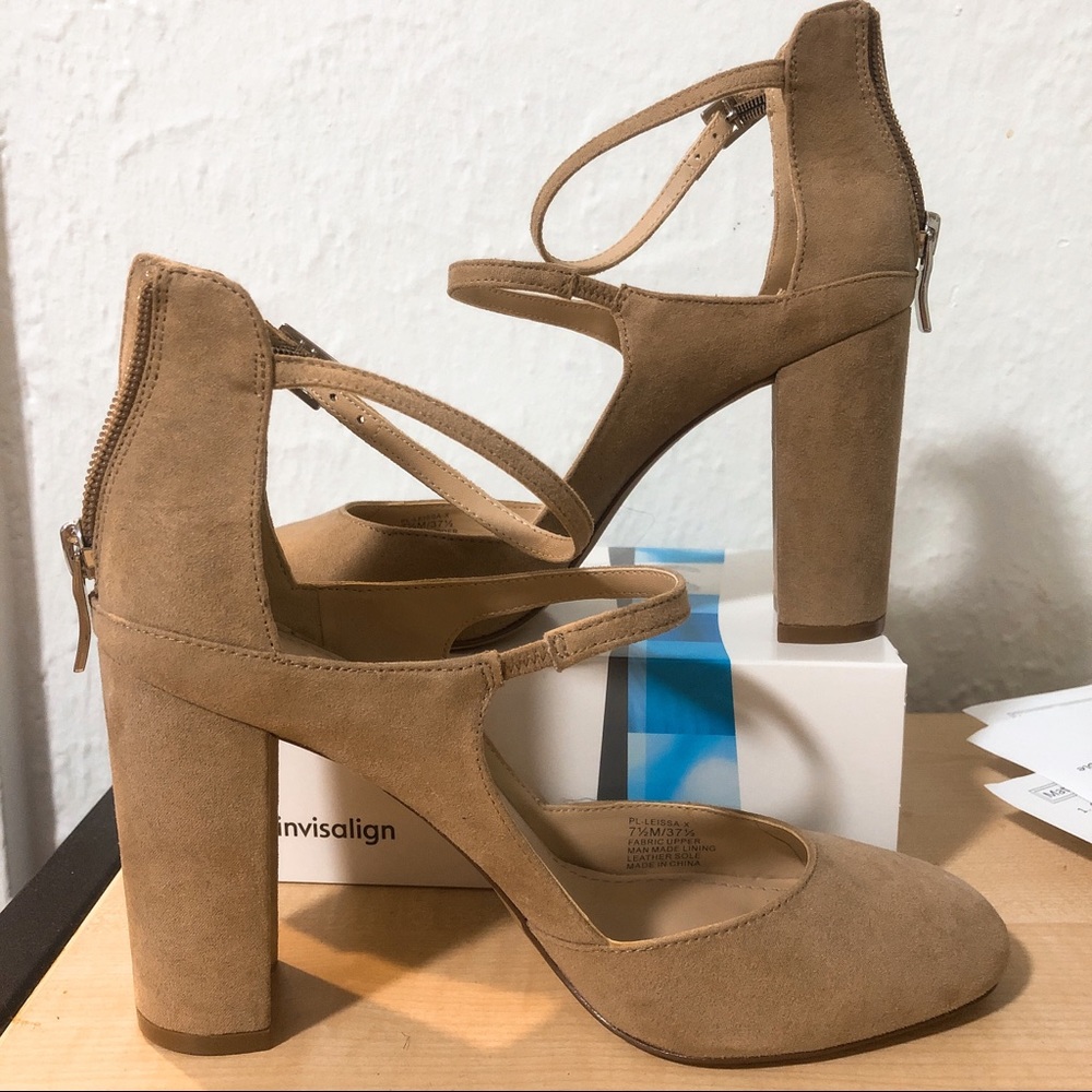 bcbgeneration nude heels 7.5
